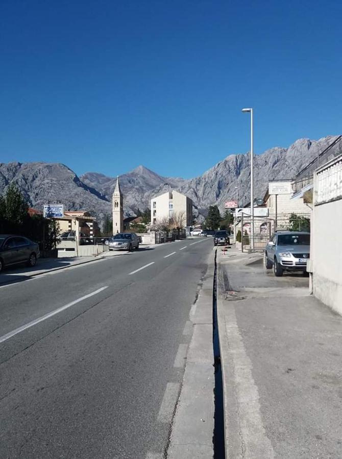 Apartment Deki Studio Kotor Exterior photo